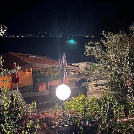 Suitecastlelakeview 3 בית נופש *